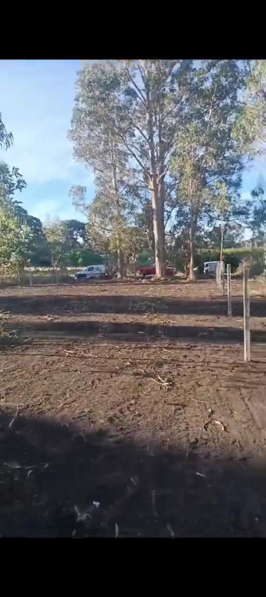 Venta de terreno de 585 mts2 en Los Acantilados