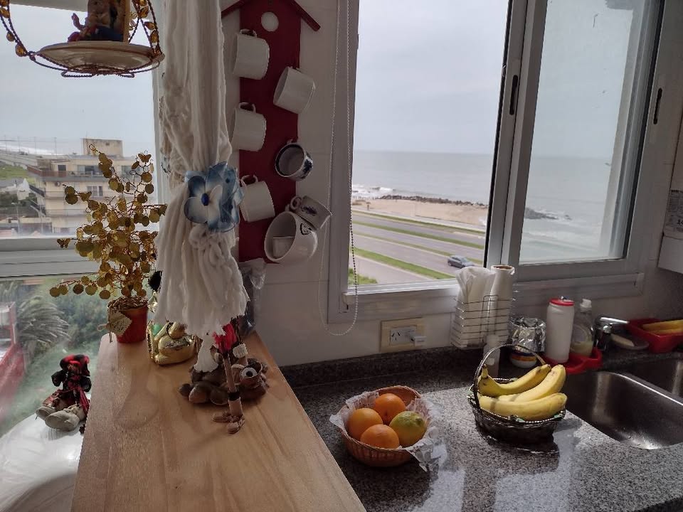 Venta de departamento de 2 ambientes con vista al mar en Zacagnini