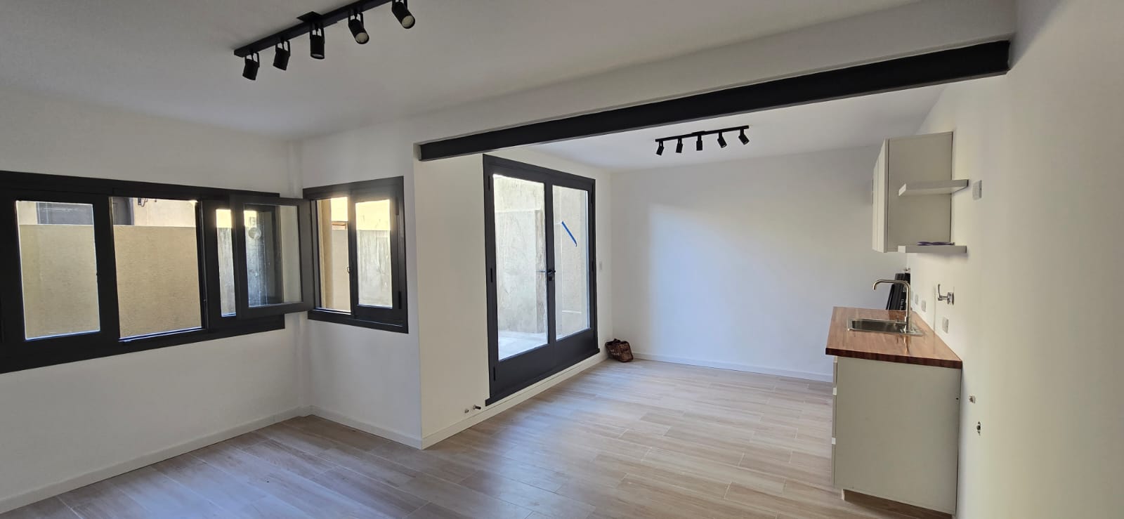 Venta de chalet en PH de 3 ambientes en Nueva Pompeya