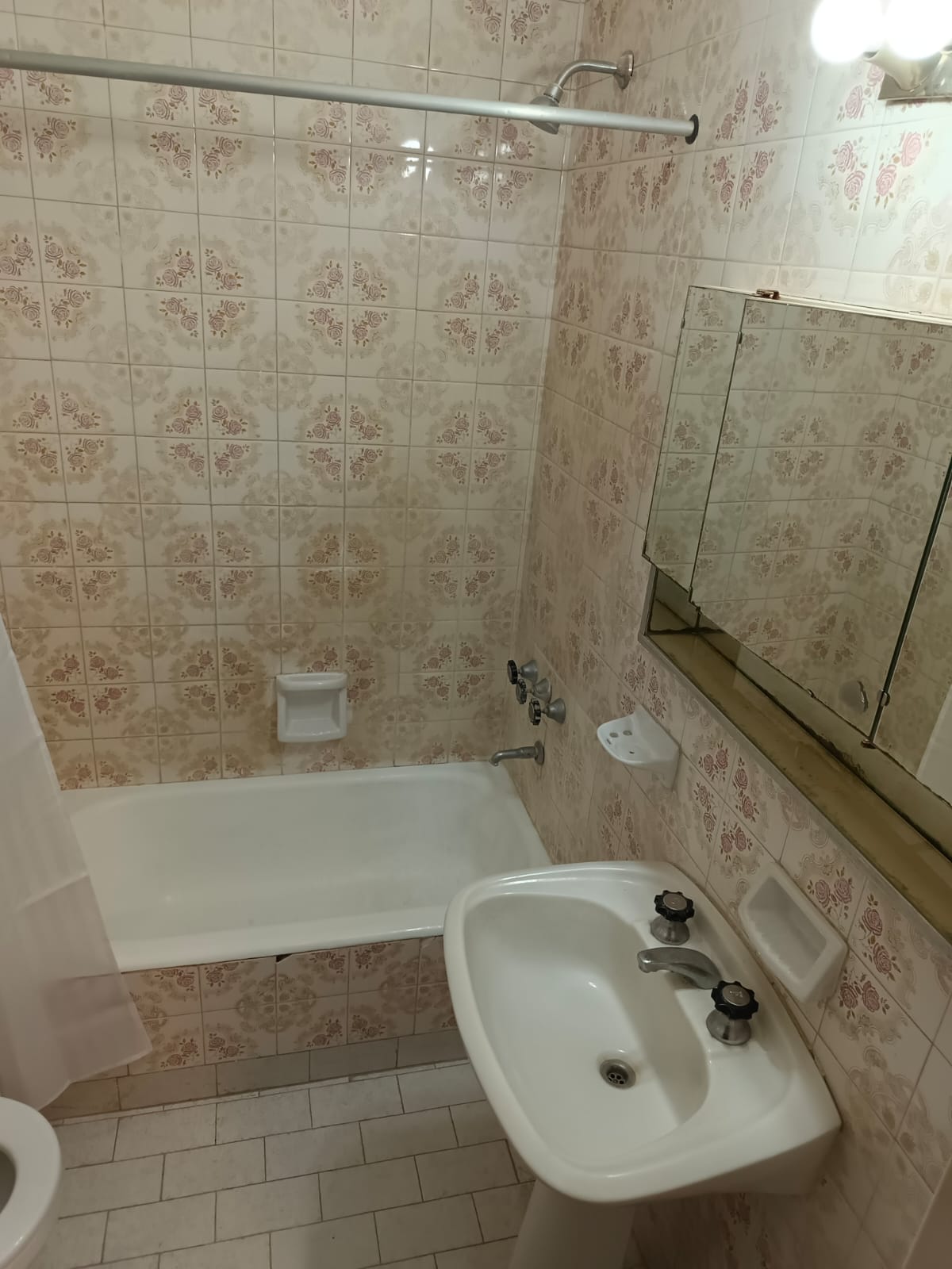 Venta de departamento 1 ambiente en zona Centro
